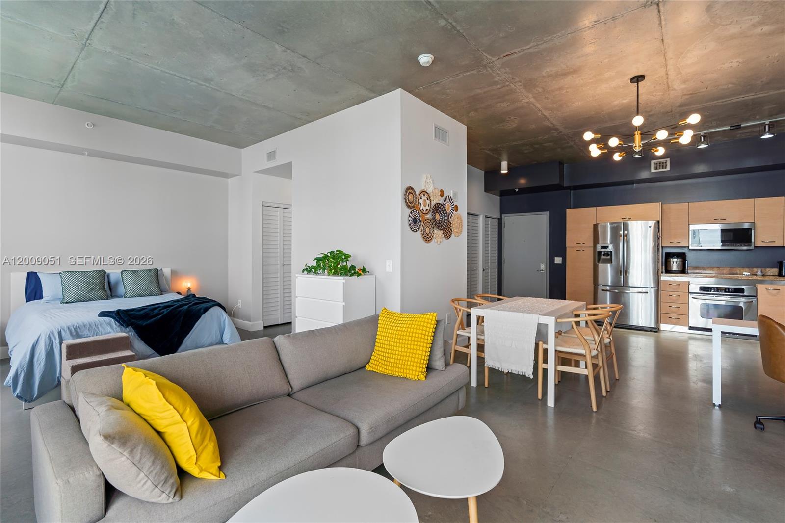 UPTOWN LOFTS CONDO - Residential