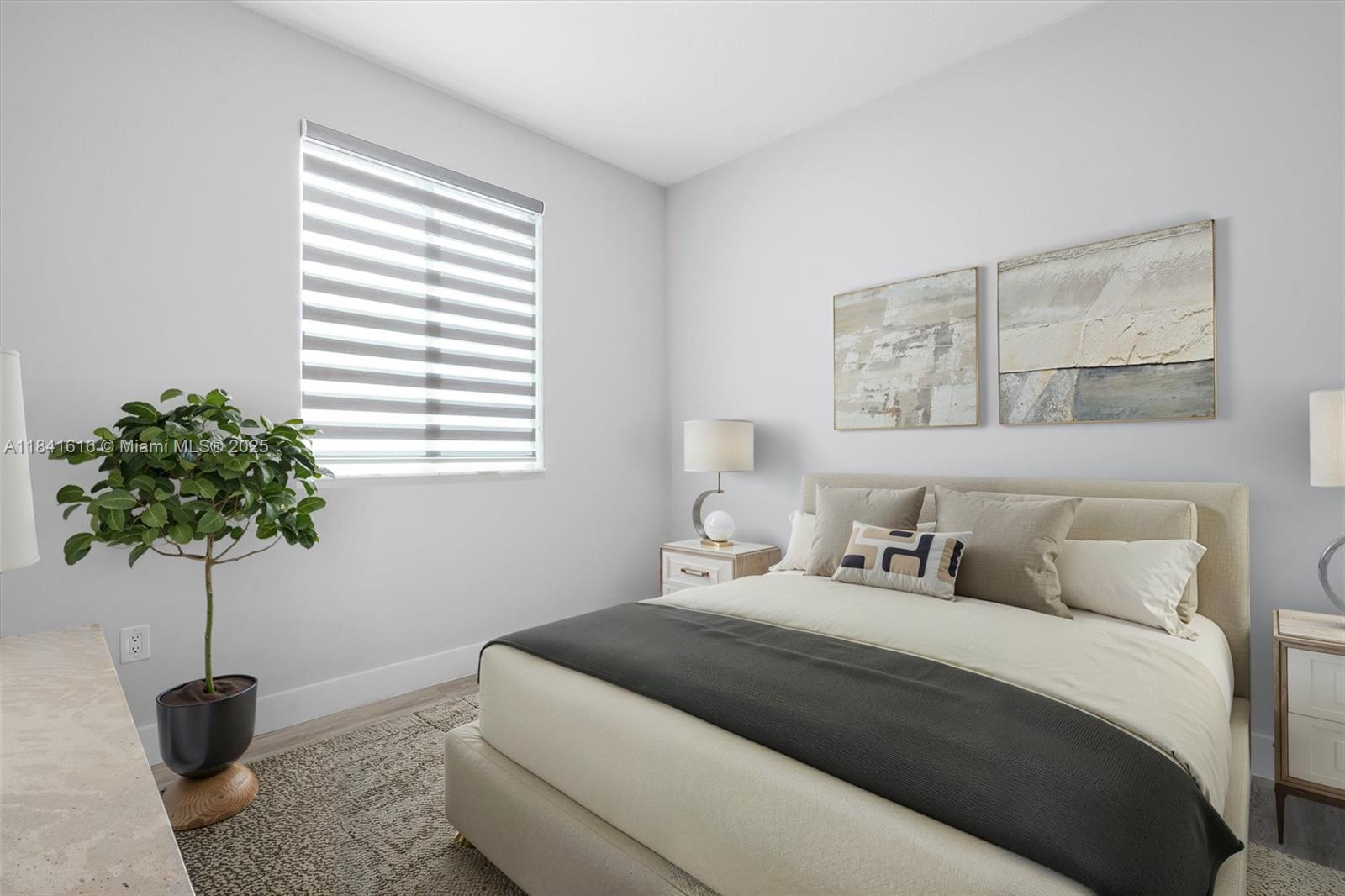 LANDMARK AT DORAL CENTRAL - Residential