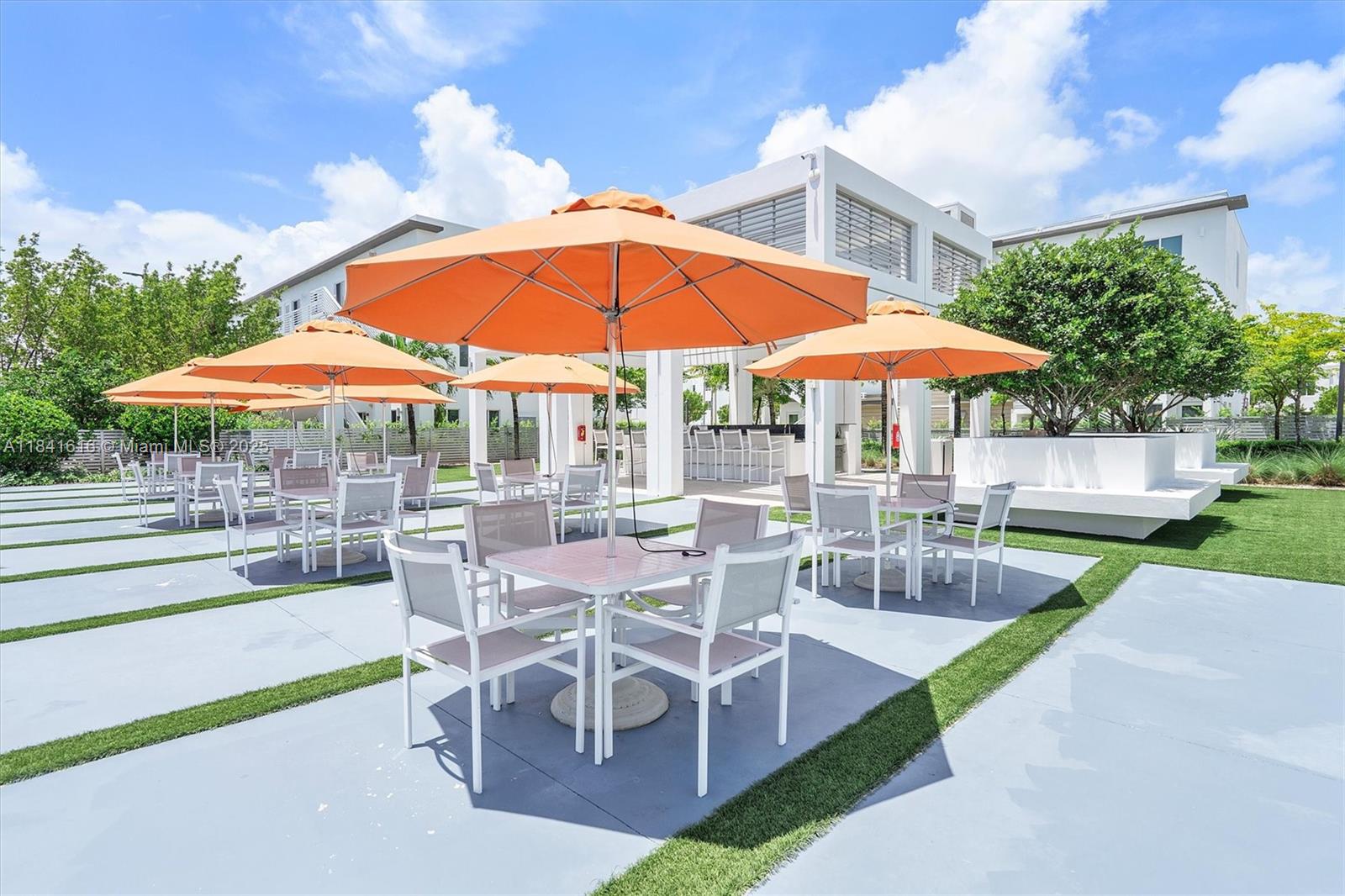 LANDMARK AT DORAL CENTRAL - Residential