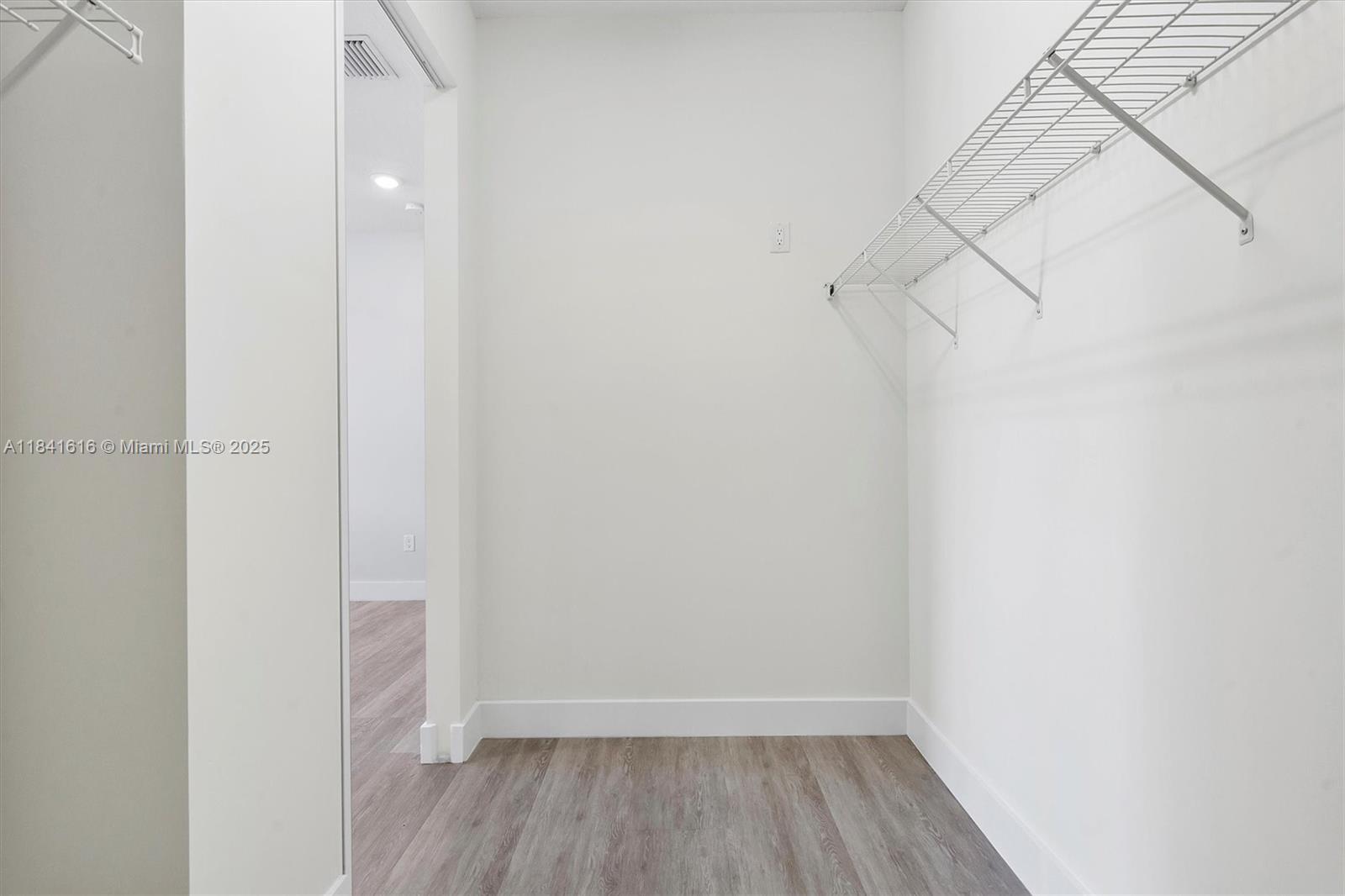 LANDMARK AT DORAL CENTRAL - Residential