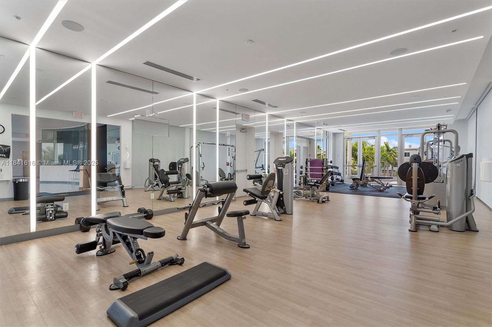 LANDMARK AT DORAL CENTRAL - Residential