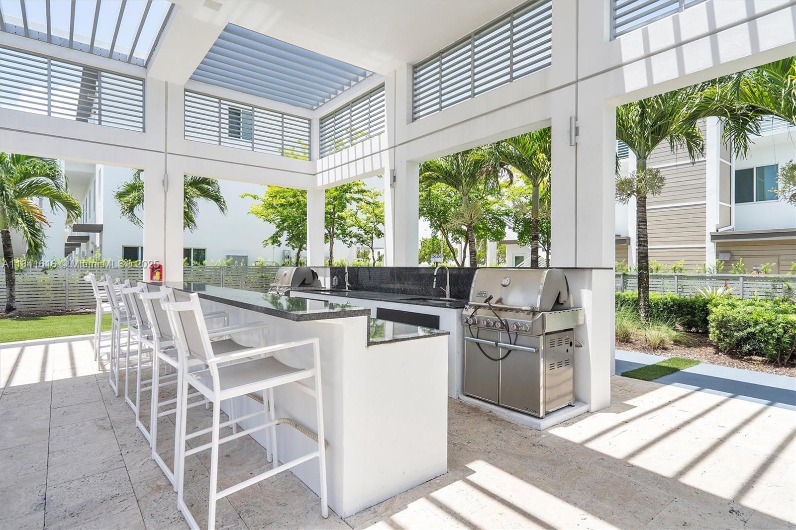 LANDMARK AT DORAL CENTRAL - Residential