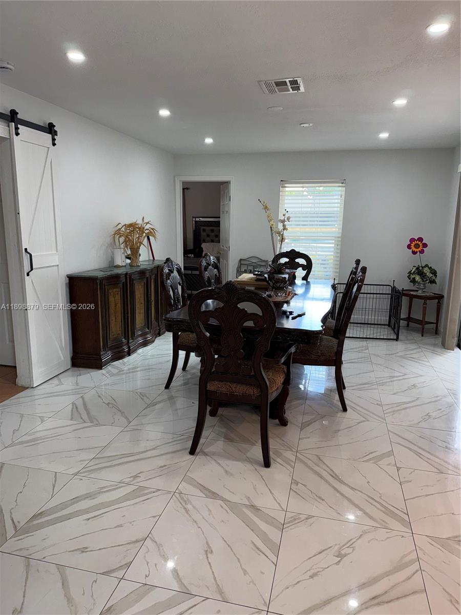 HAWTHORN - Residential