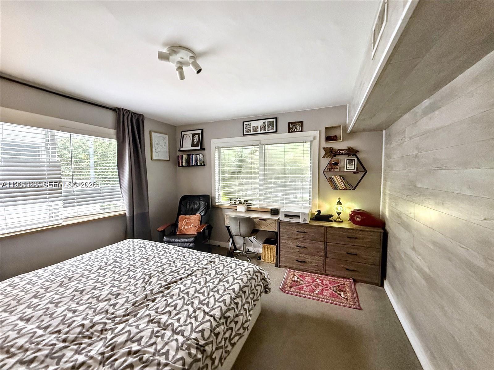 PARK SQUARE CONDO - Residential