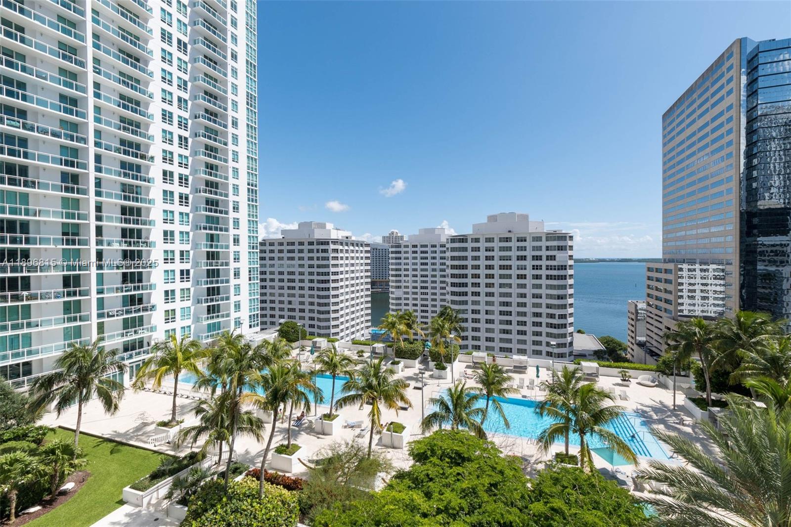 THE PLAZA 901 BRICKELL CO - Residential Lease