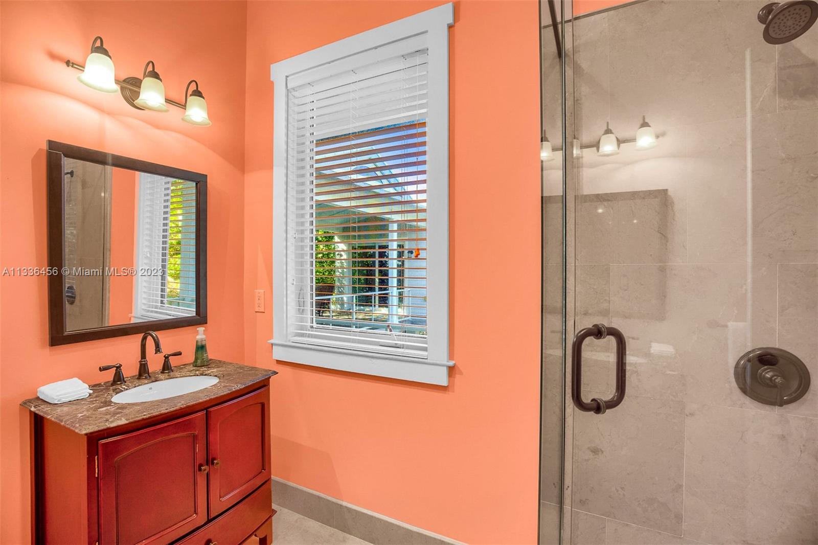 COCO PLUM BEACH REPLAT - Residential