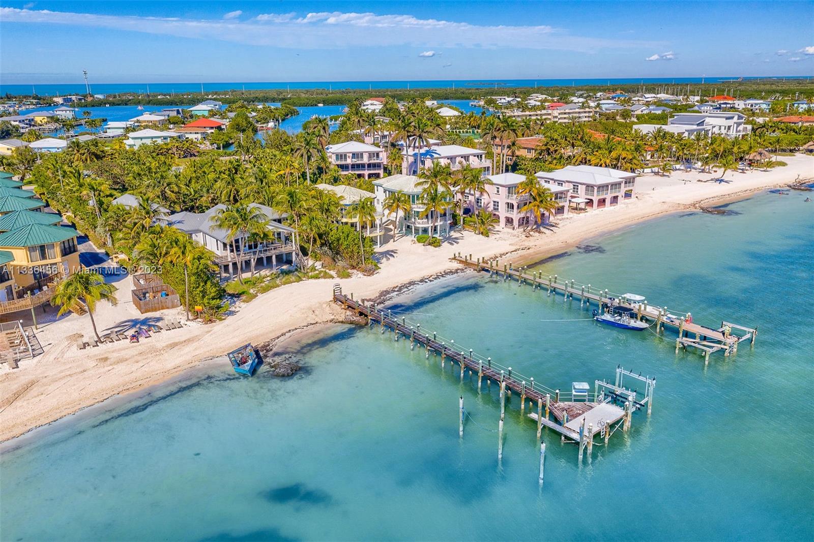 COCO PLUM BEACH REPLAT - Residential