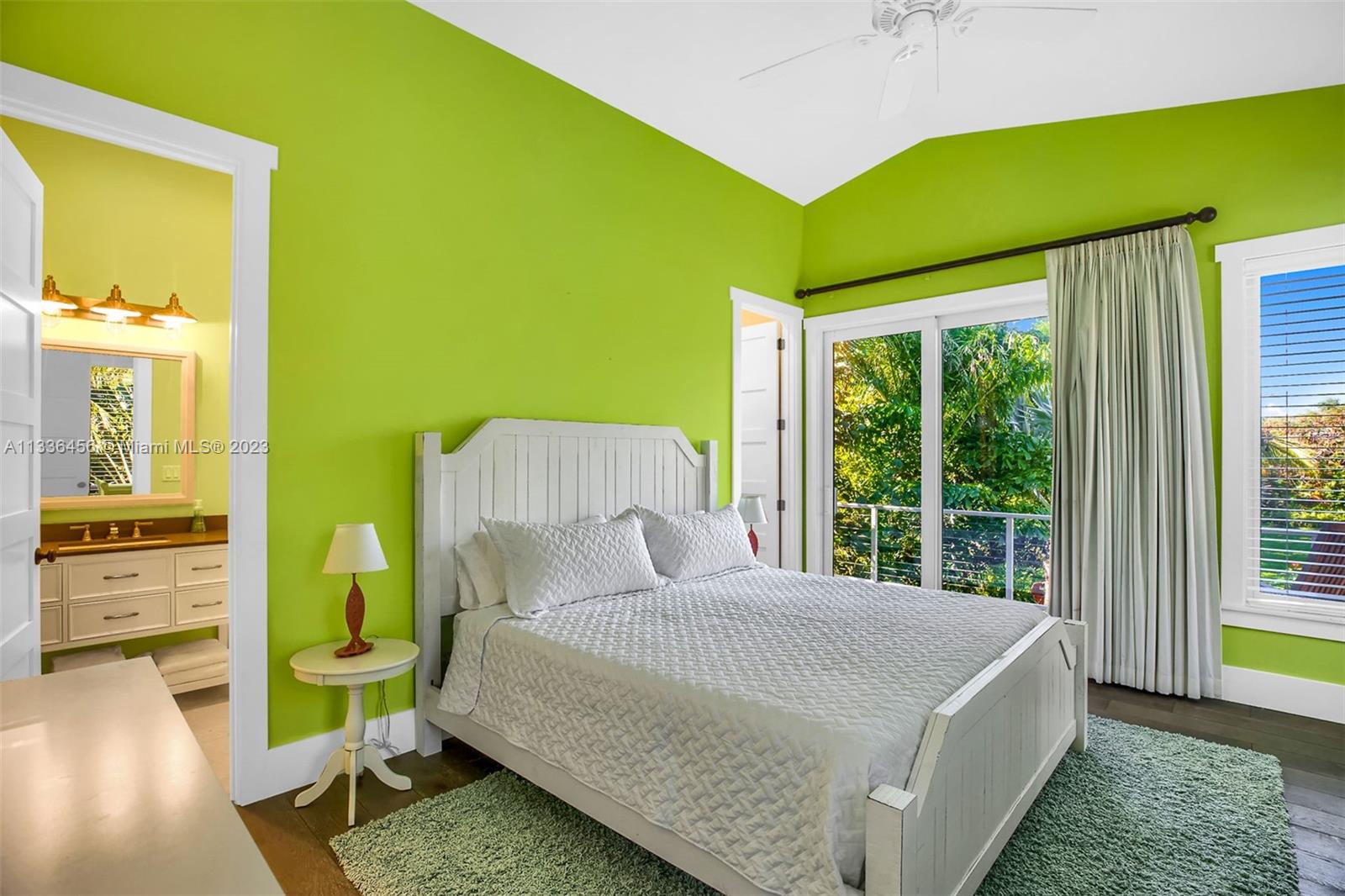 COCO PLUM BEACH REPLAT - Residential