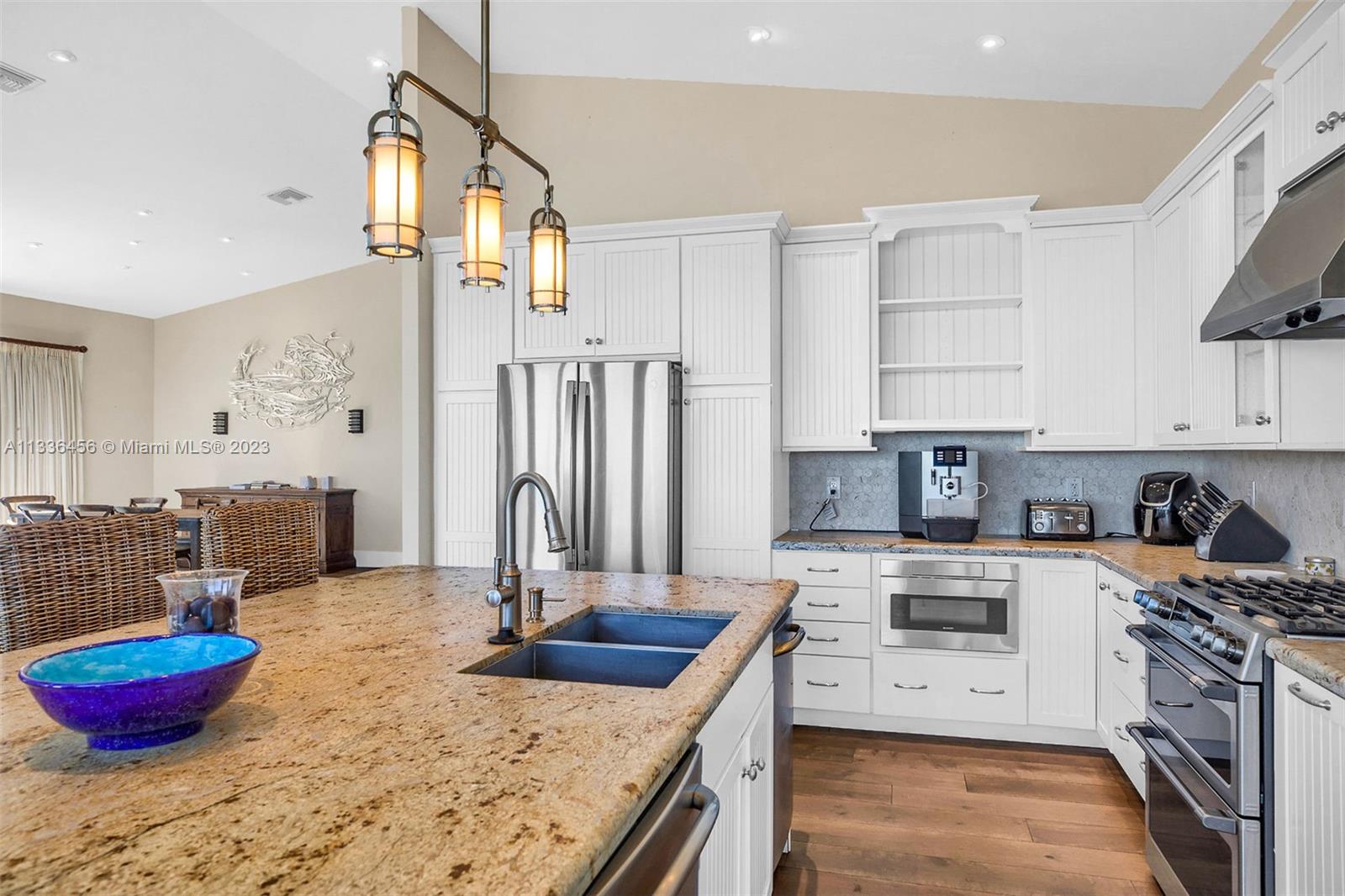 COCO PLUM BEACH REPLAT - Residential