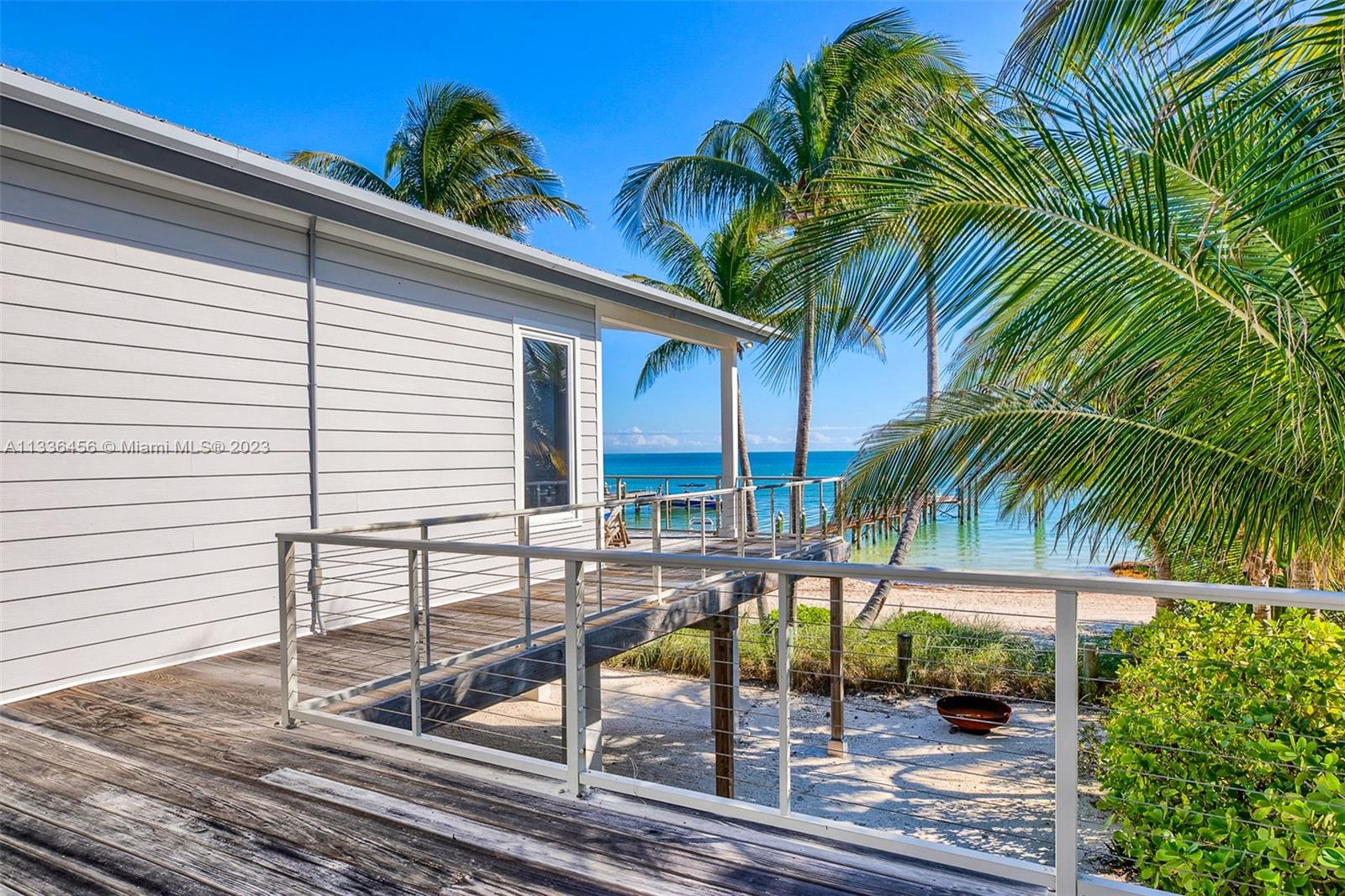 COCO PLUM BEACH REPLAT - Residential