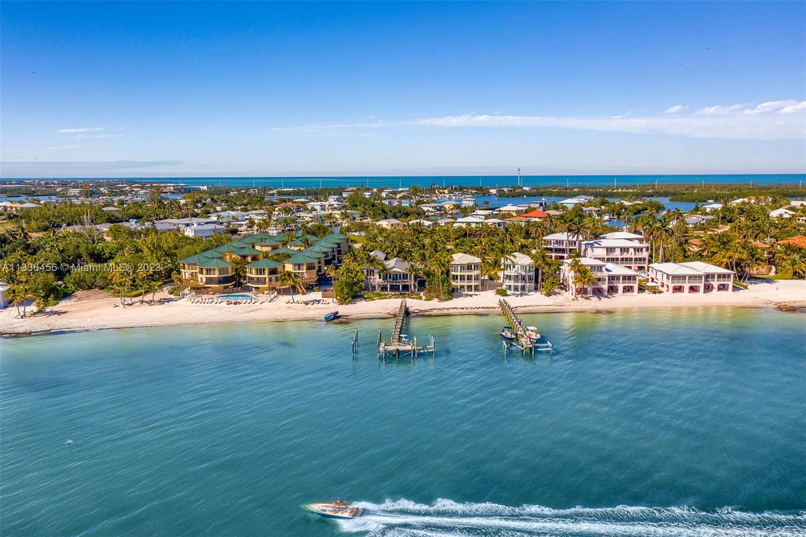 COCO PLUM BEACH REPLAT - Residential