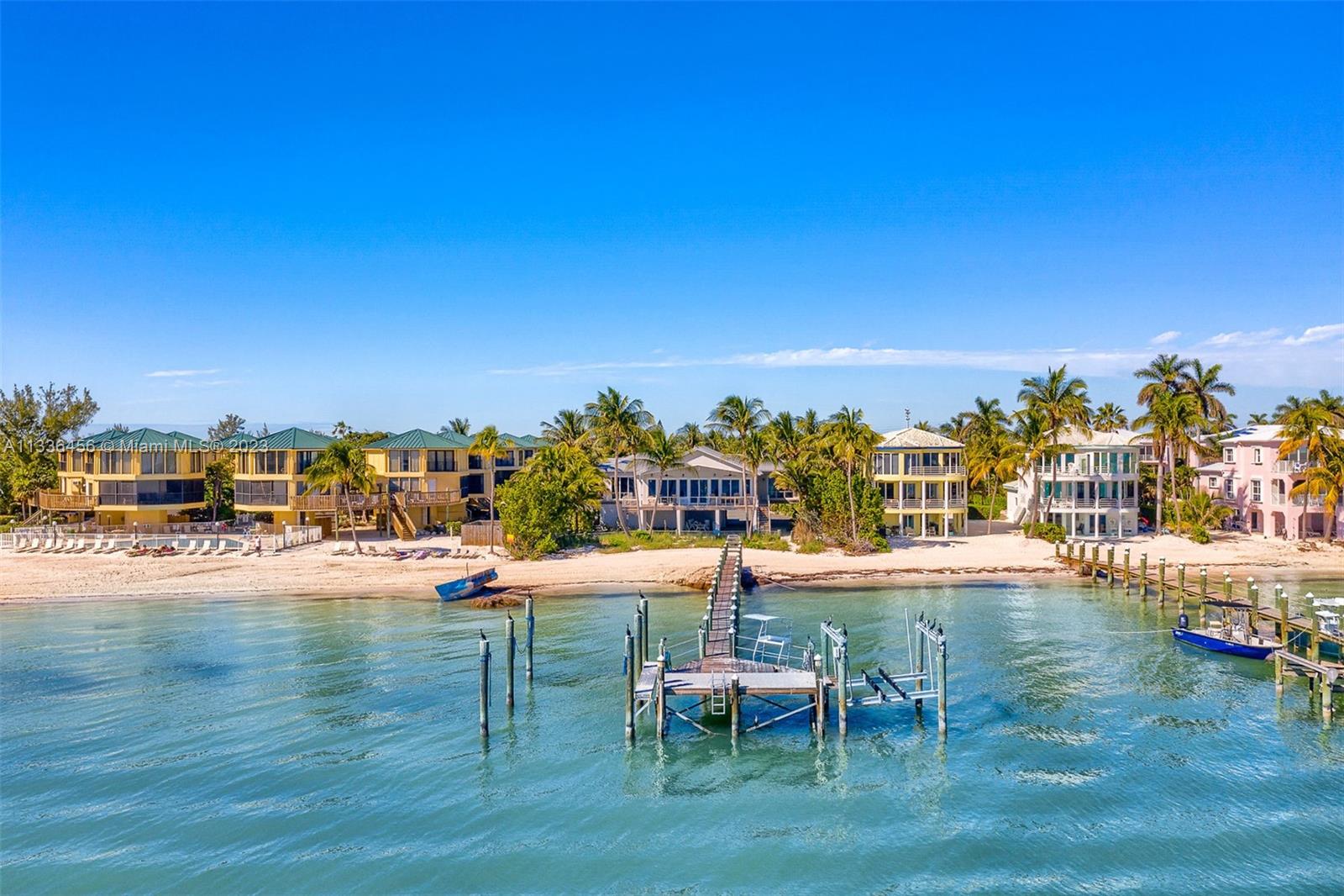 COCO PLUM BEACH REPLAT - Residential