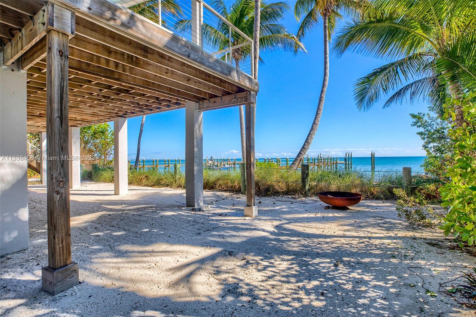 COCO PLUM BEACH REPLAT - Residential