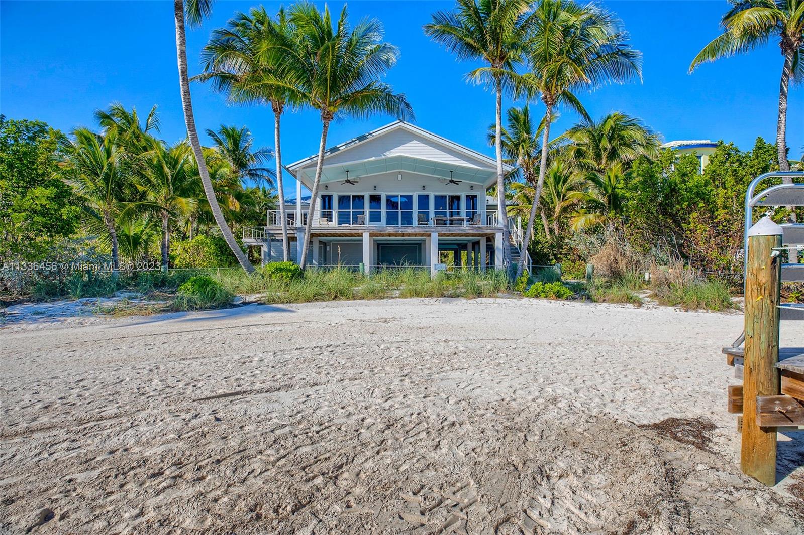 COCO PLUM BEACH REPLAT - Residential