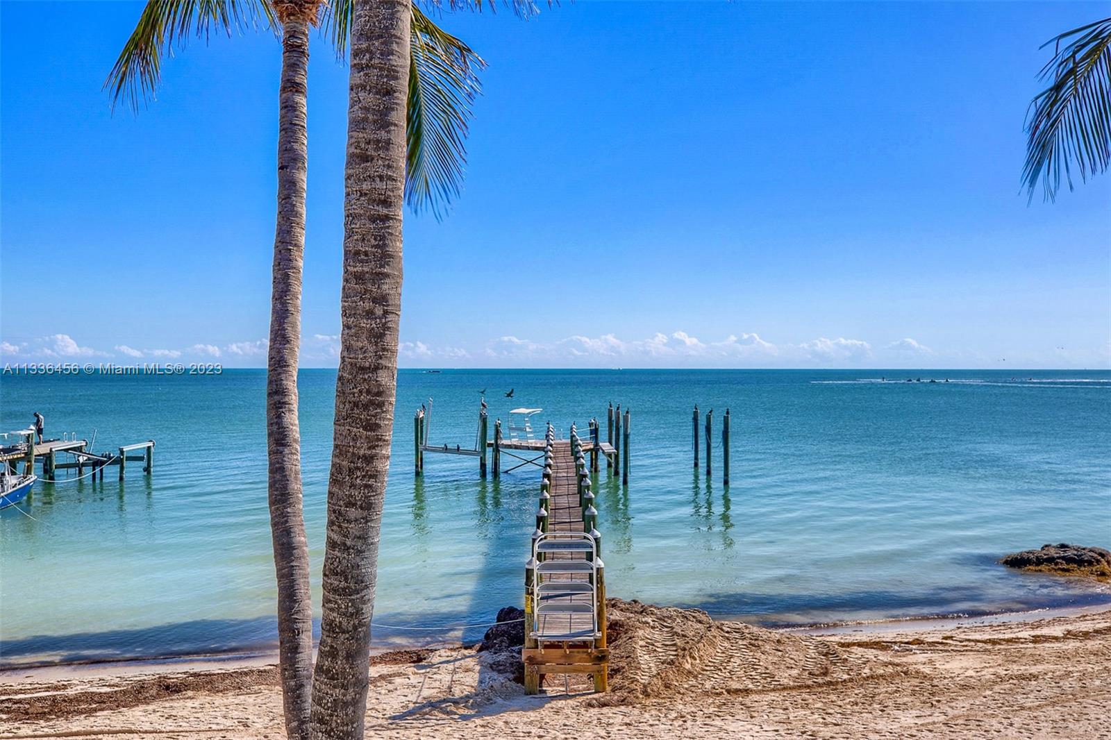 COCO PLUM BEACH REPLAT - Residential