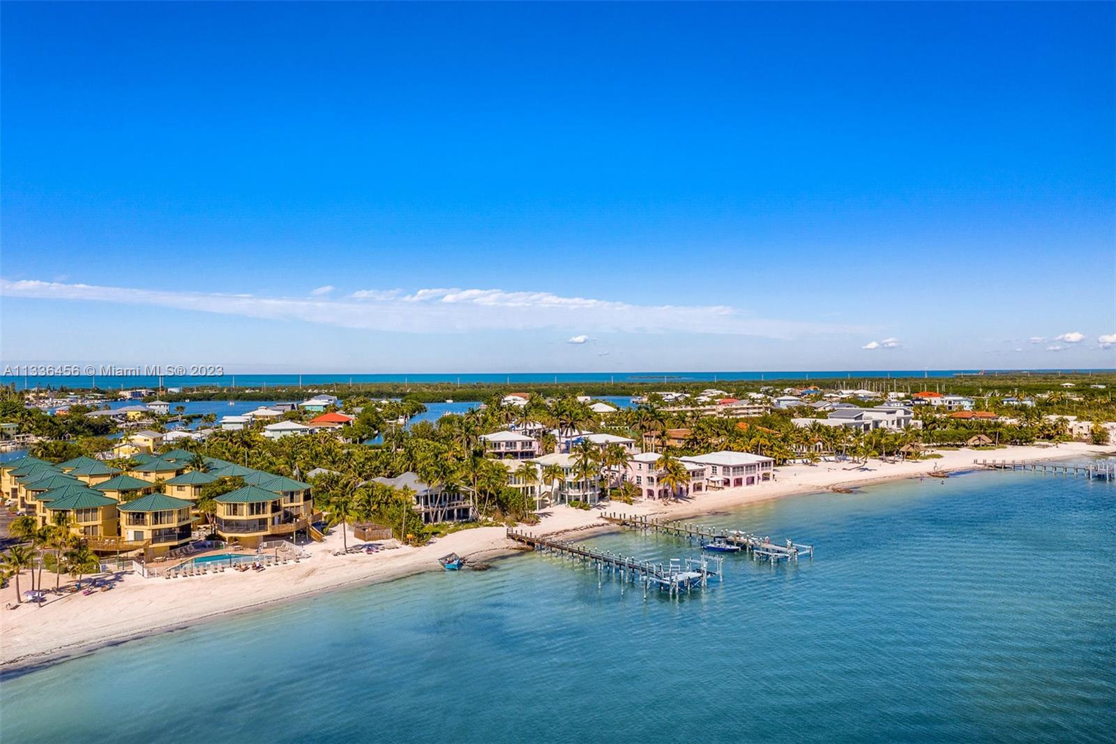 COCO PLUM BEACH REPLAT - Residential