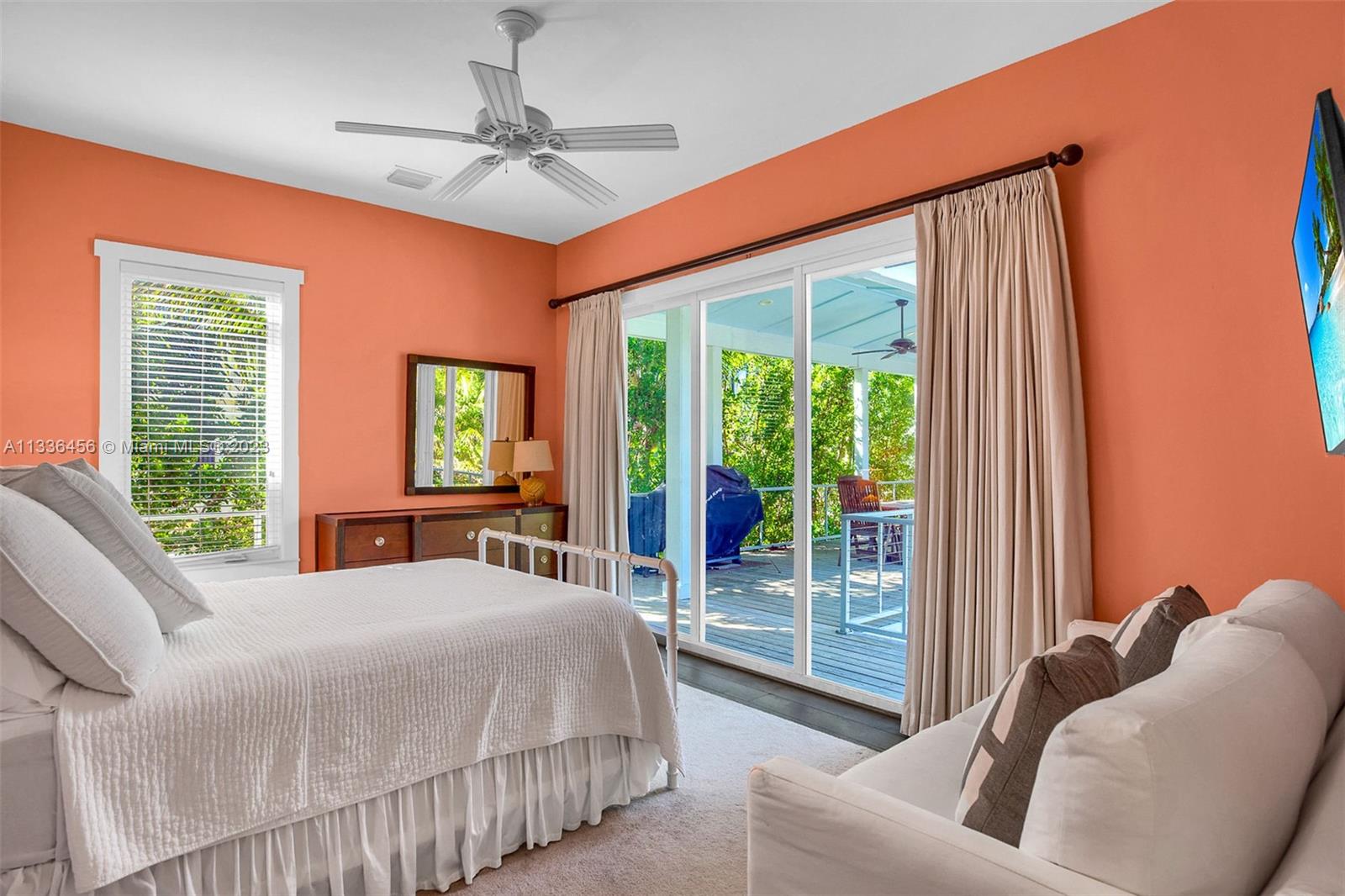 COCO PLUM BEACH REPLAT - Residential