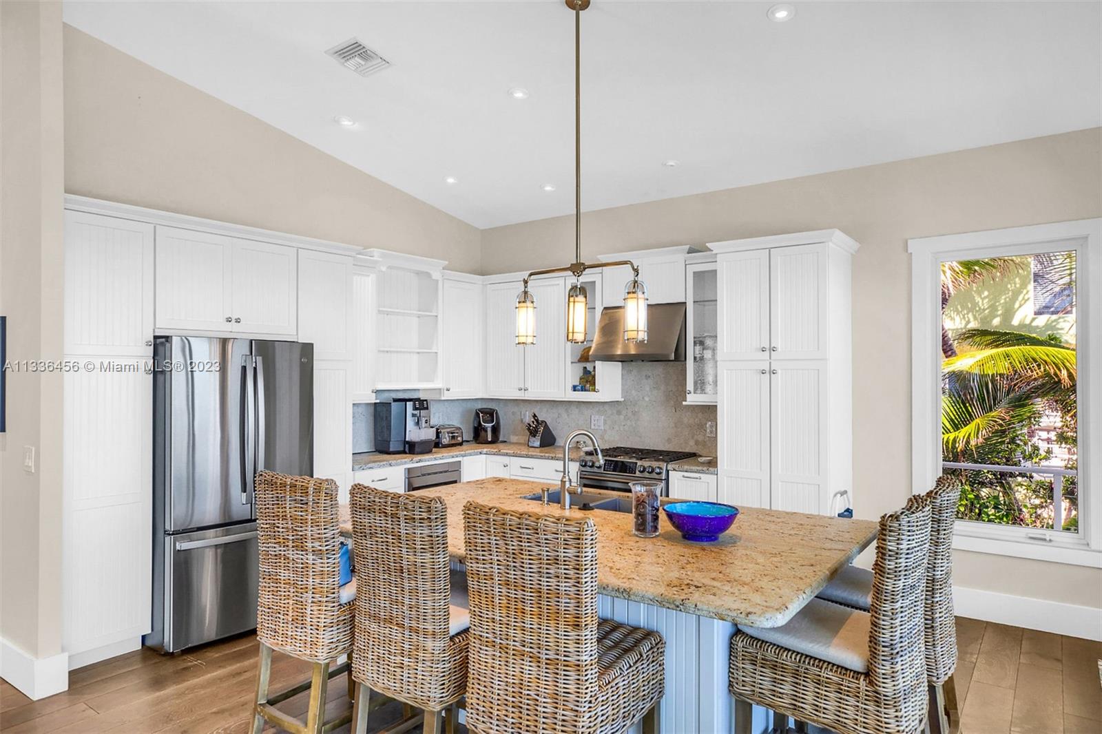 COCO PLUM BEACH REPLAT - Residential