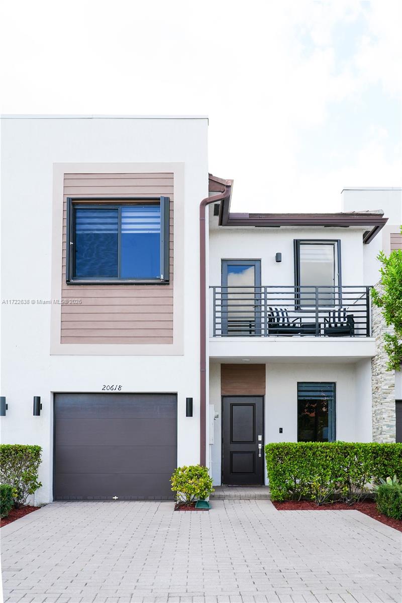 Property for Sale at 20618 Ne 2nd Ct, Miami, Broward County, Florida - Bedrooms: 4 
Bathrooms: 3  - $679,000