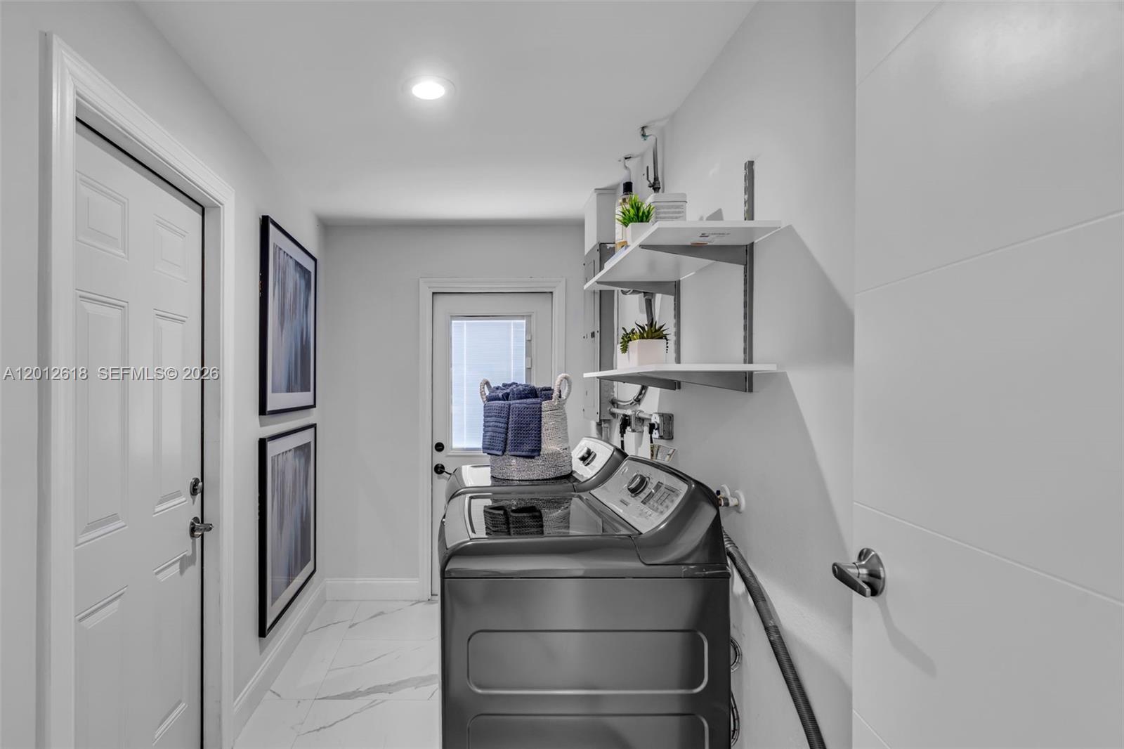 CONFERENCE RIDGE - Residential