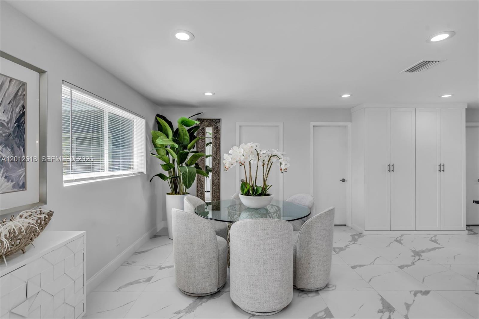 CONFERENCE RIDGE - Residential