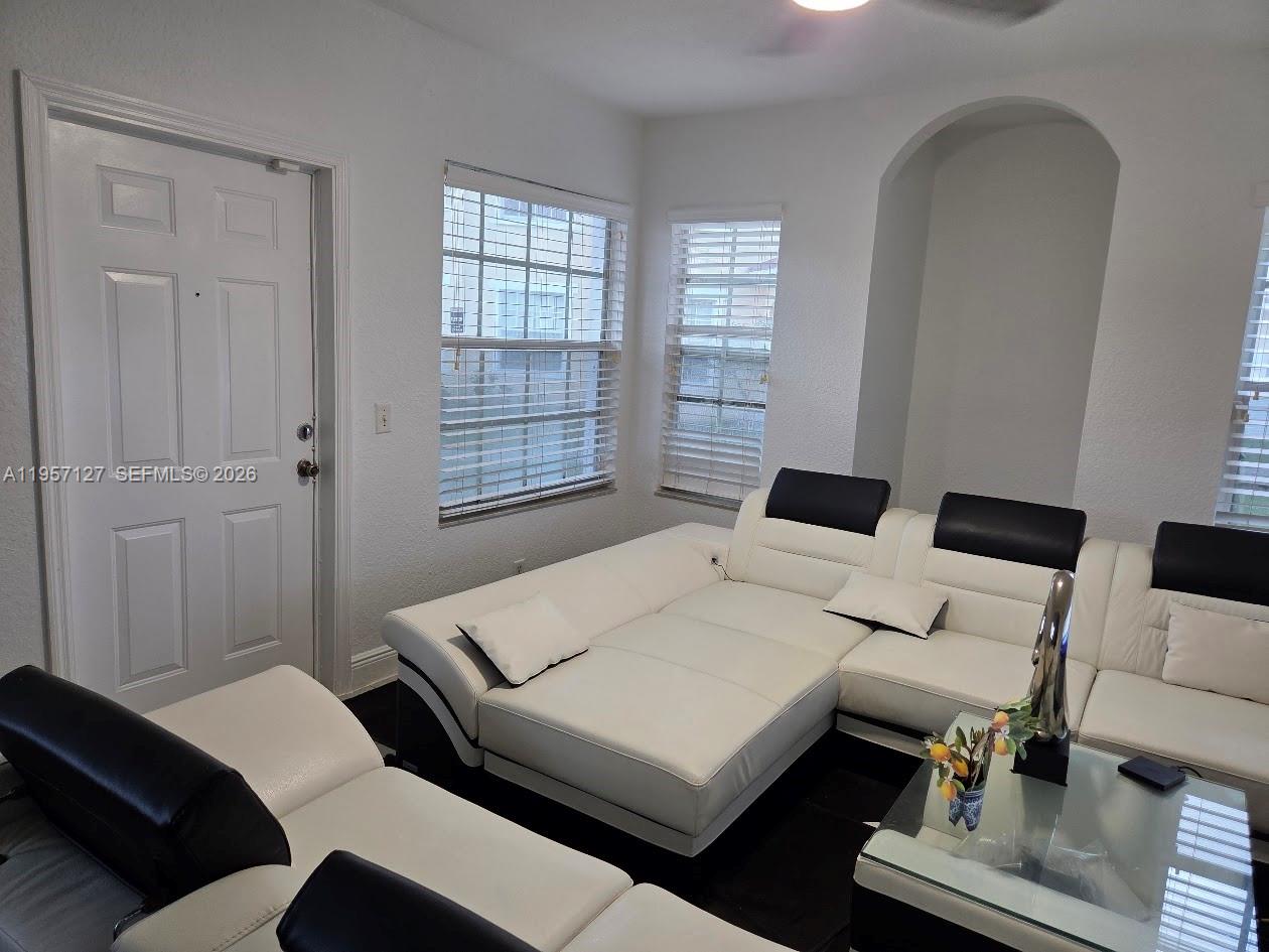 BELMONT AT NORTH LAUDERDA - Residential