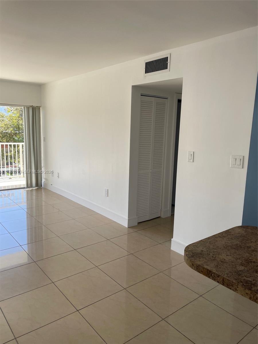 SUNNY SHORES SOUTH CONDO - Residential