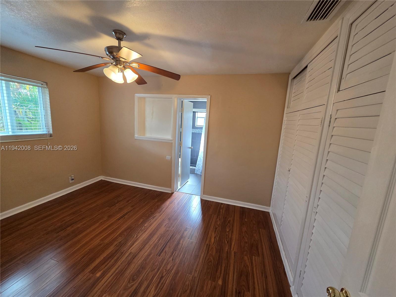 SUNRISE GOLF VILLAGE SEC - Residential Lease