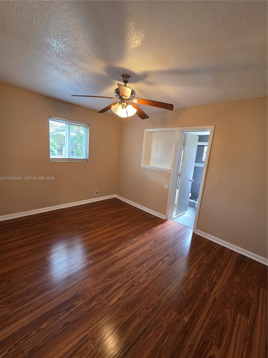 SUNRISE GOLF VILLAGE SEC - Residential Lease