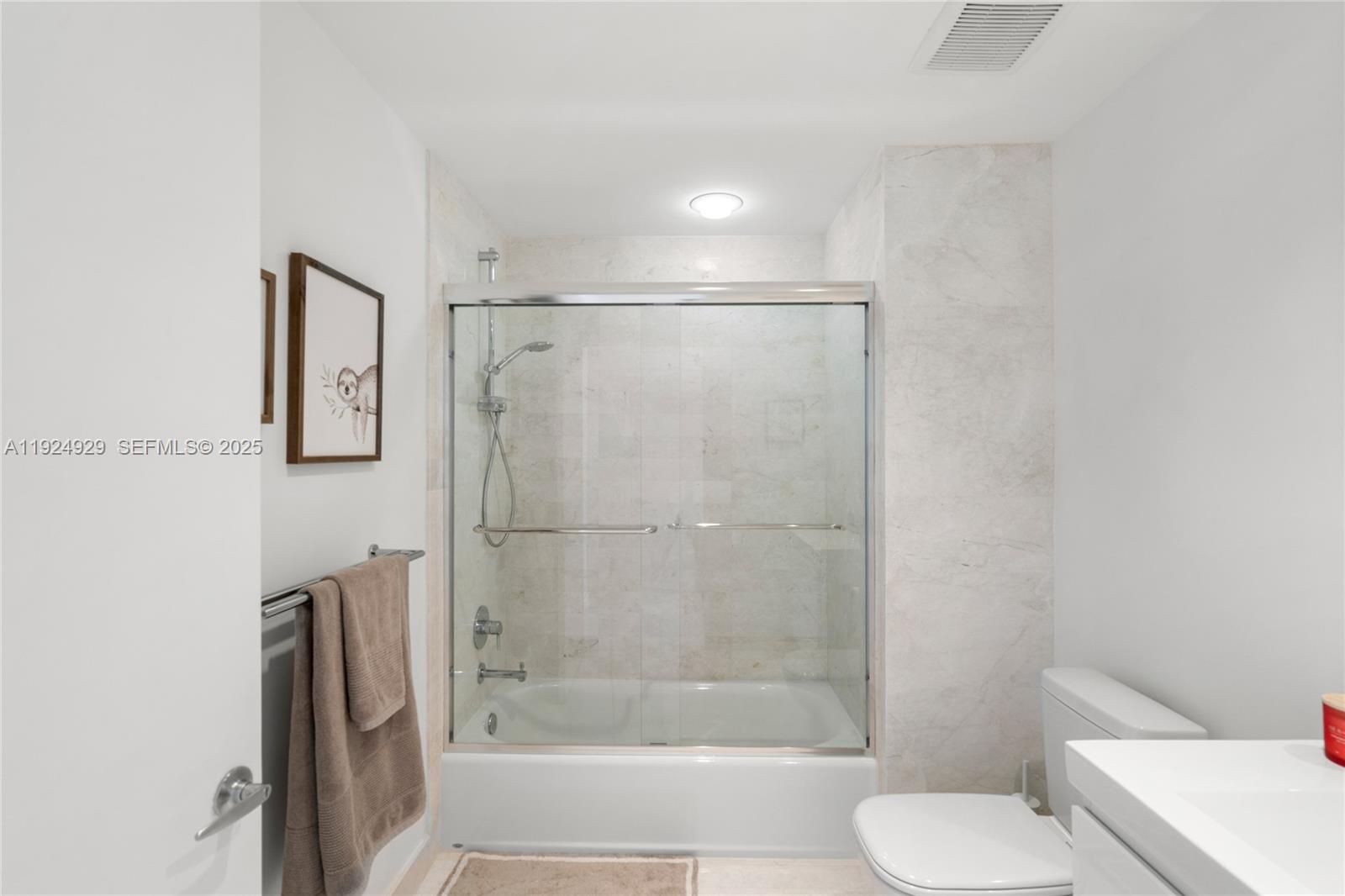 MARINA PALMS RESIDENCES S - Residential