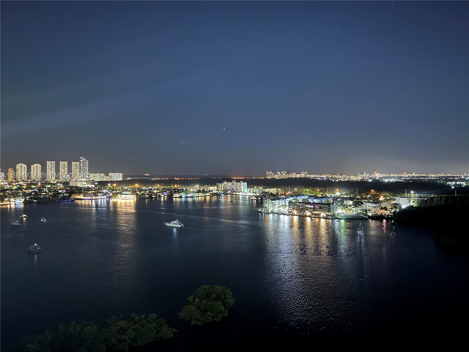 MARINA PALMS RESIDENCES S - Residential