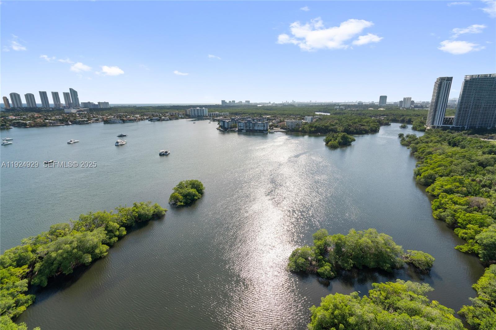 MARINA PALMS RESIDENCES S - Residential