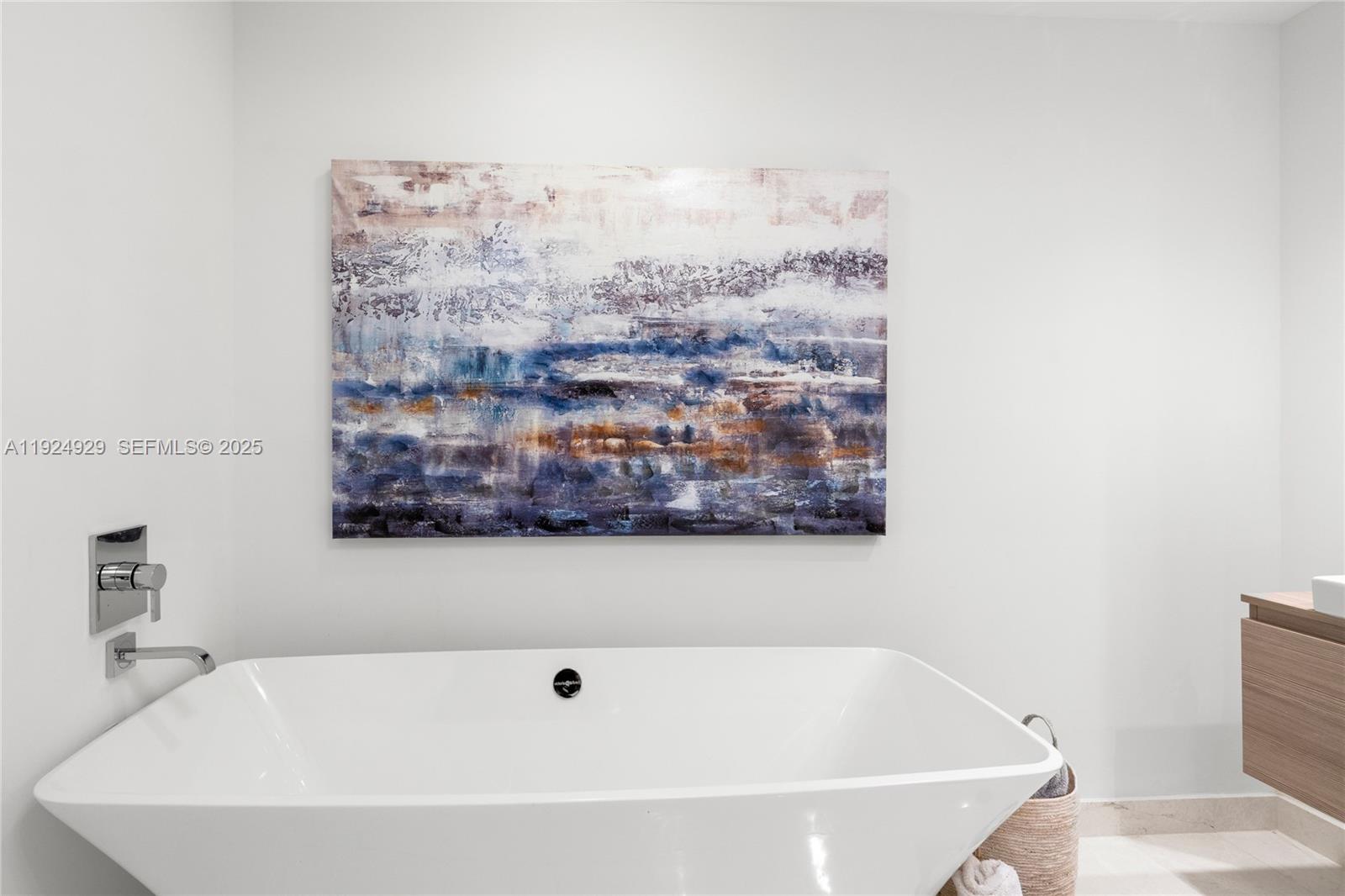 MARINA PALMS RESIDENCES S - Residential