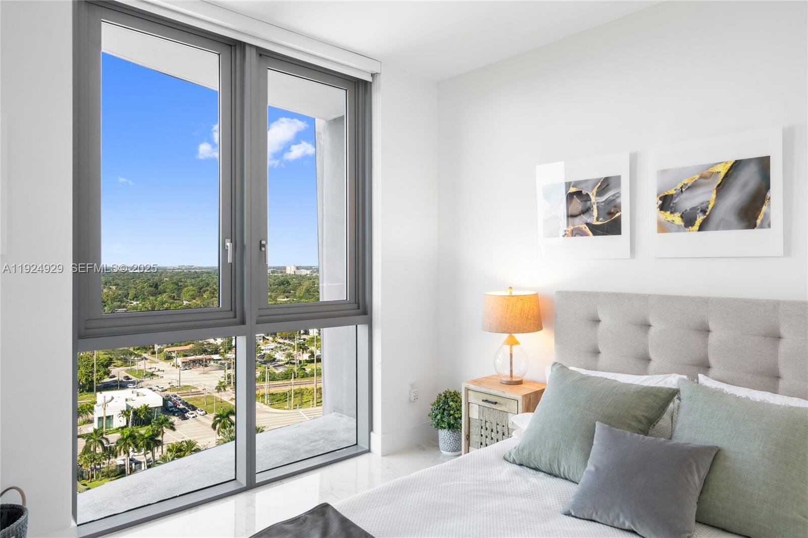 MARINA PALMS RESIDENCES S - Residential