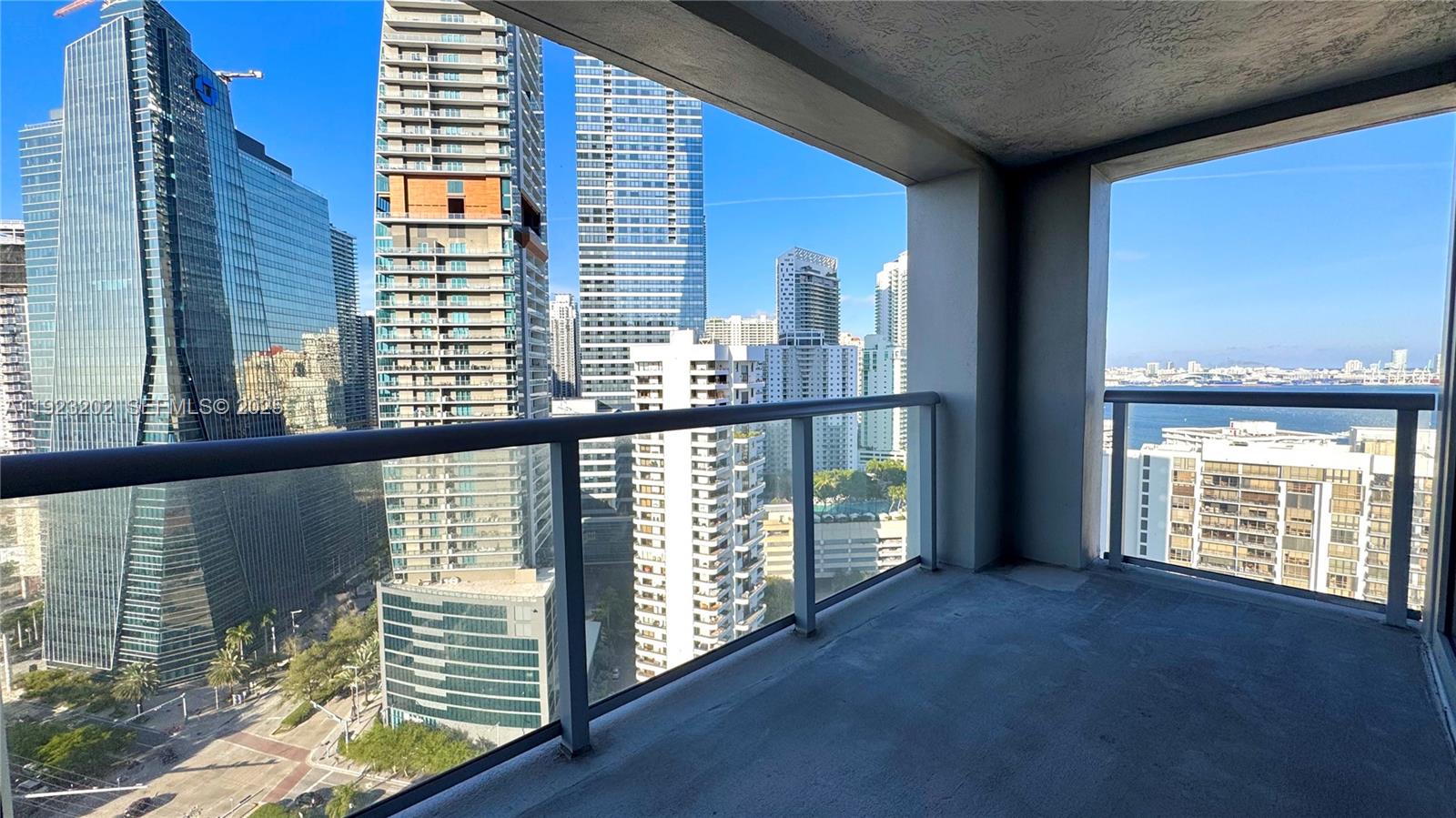 1541 Brickell Ave C2705