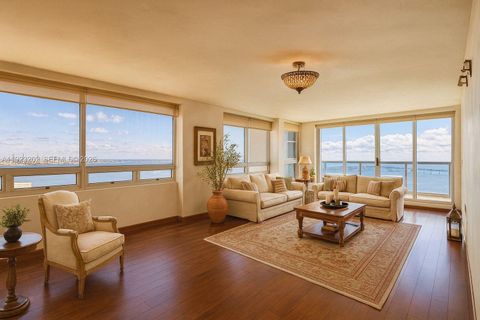 1541 Brickell Ave C2705 Miami FL 33129