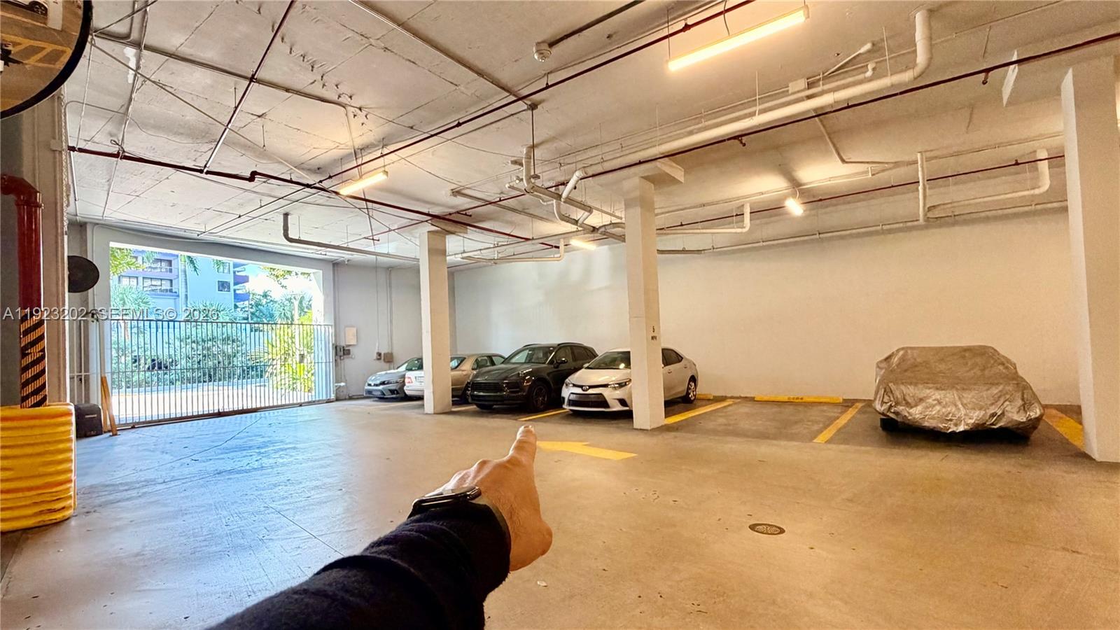 THE PALACE CONDO - Residential