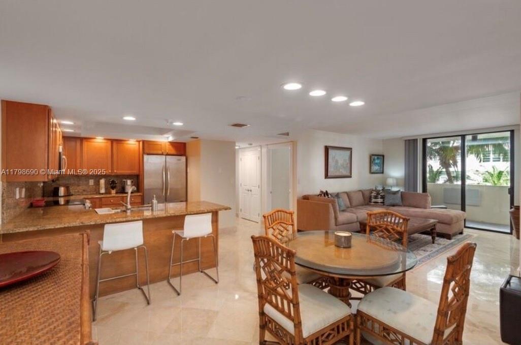 Property for Sale at 1623 Collins Ave 509, Miami Beach, Miami-Dade County, Florida - Bedrooms: 2 
Bathrooms: 2  - $690,000