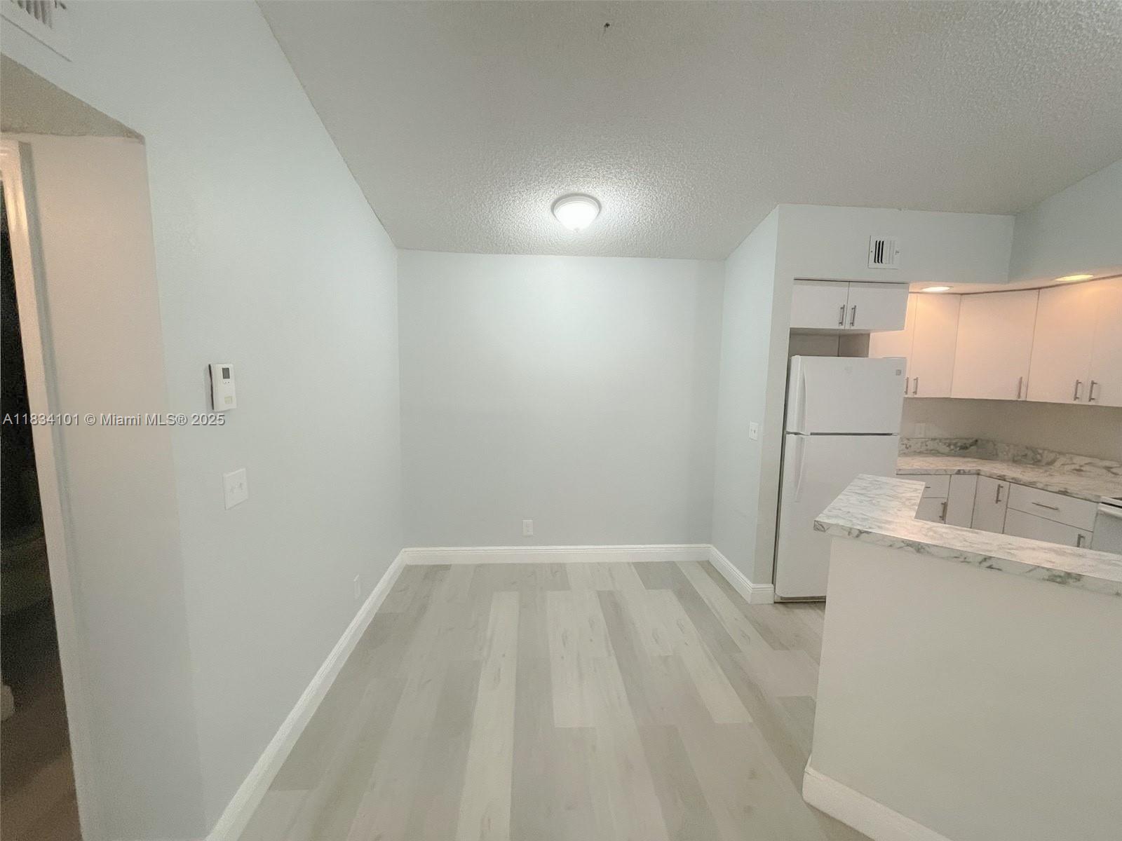 3310 N Pinewalk Dr N 1835