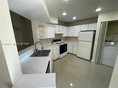 LAKESHORE CONDO 11 - Residential Lease