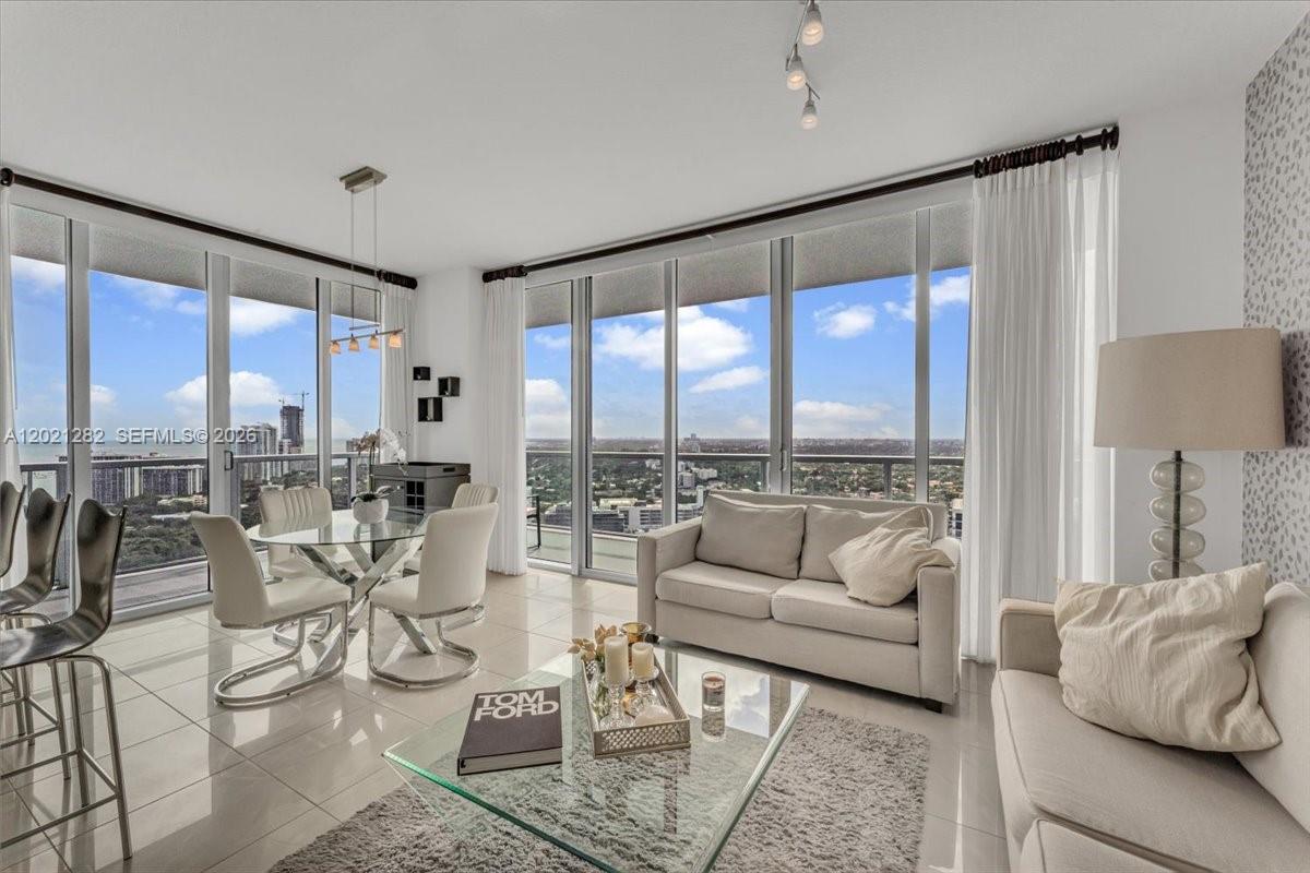 THE AXIS ON BRICKELL COND - Residential