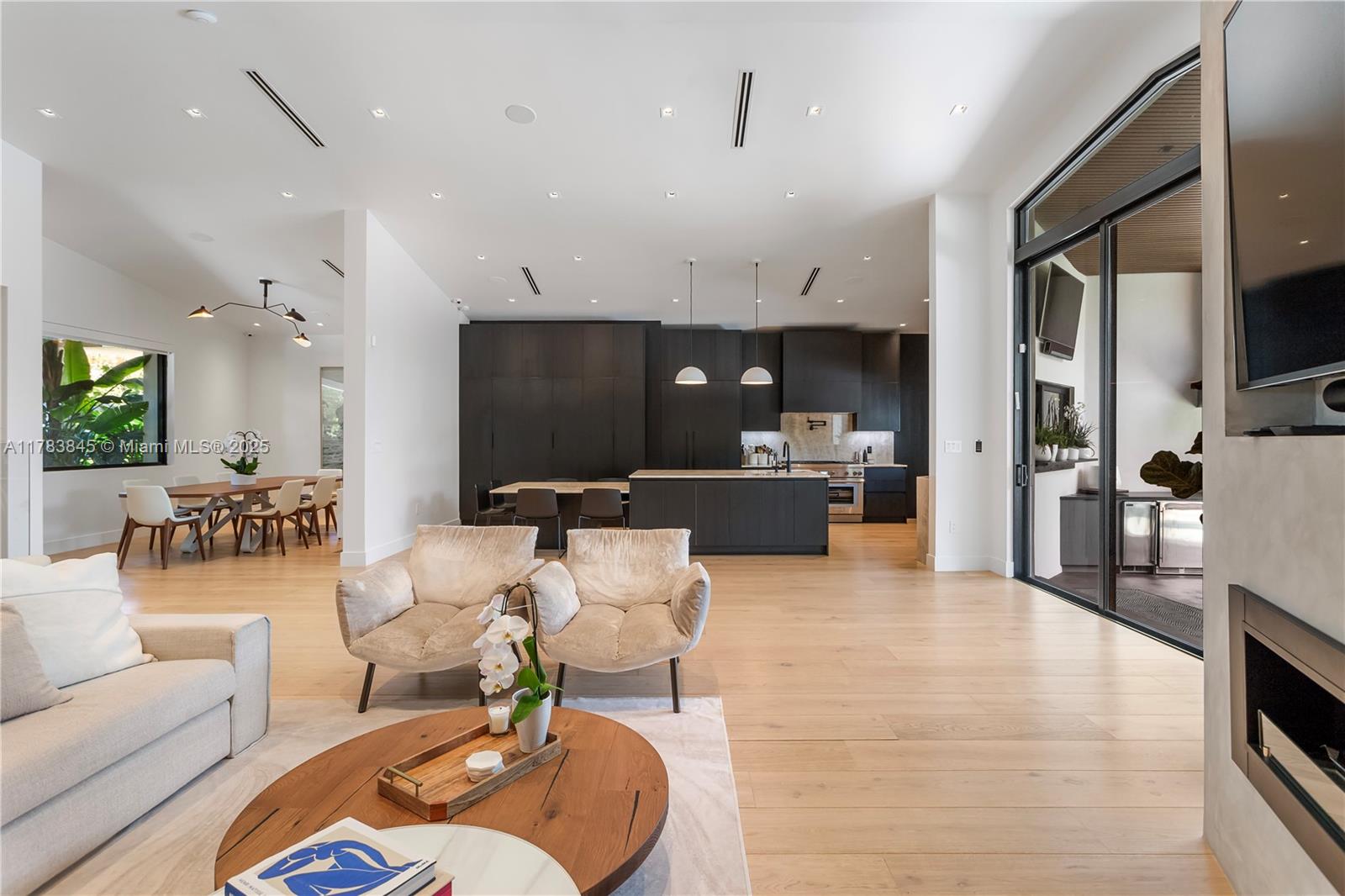 SAN SOUCI ESTATES - Residential
