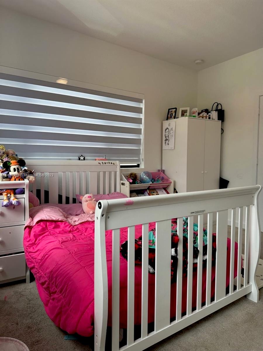 SOUTH KENDALL TOWNHOMES - Residential