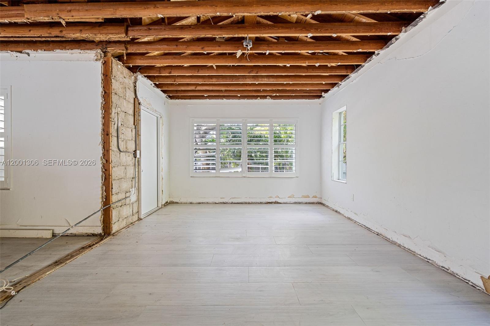 SHADOWLAWN - Residential