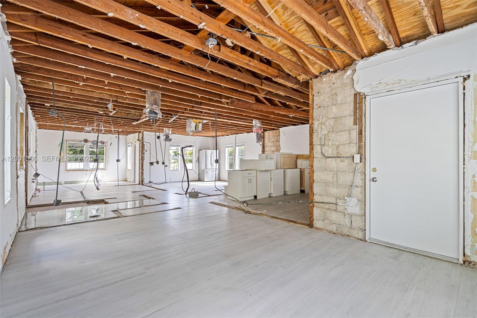 SHADOWLAWN - Residential