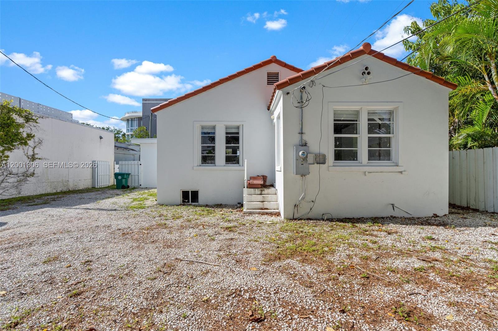 SHADOWLAWN - Residential