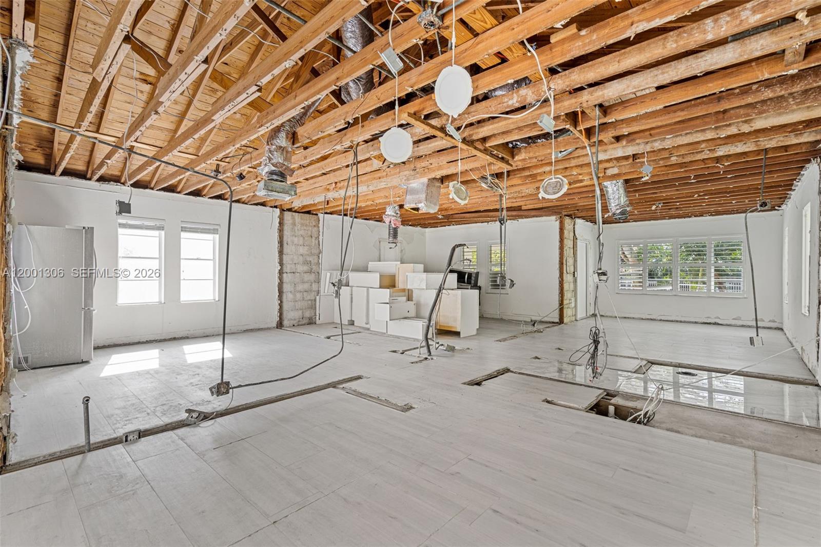 SHADOWLAWN - Residential