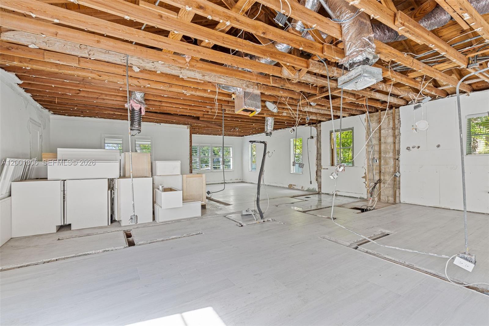 SHADOWLAWN - Residential