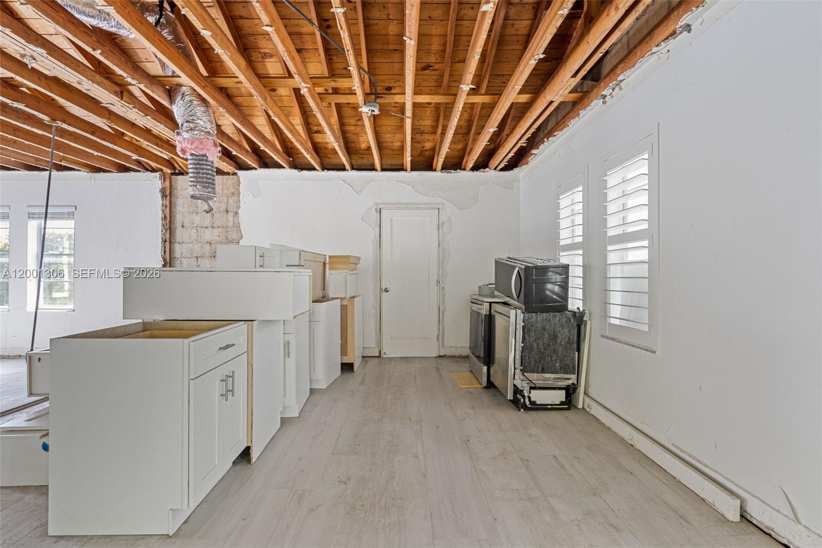 SHADOWLAWN - Residential