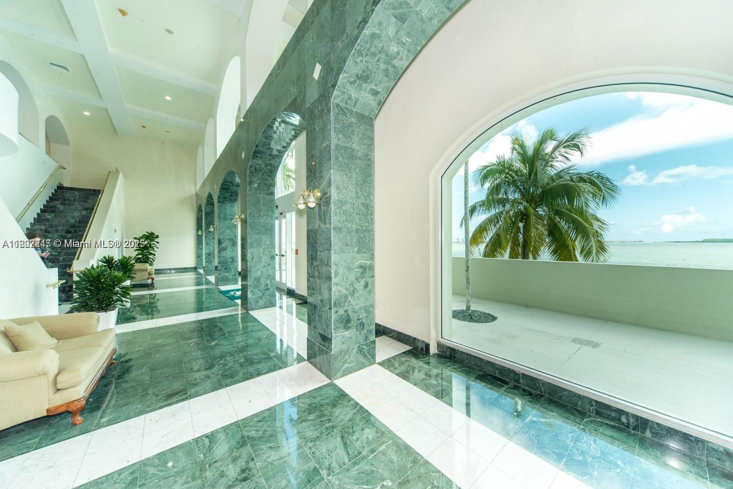 ST LOUIS CONDO - Residential Lease
